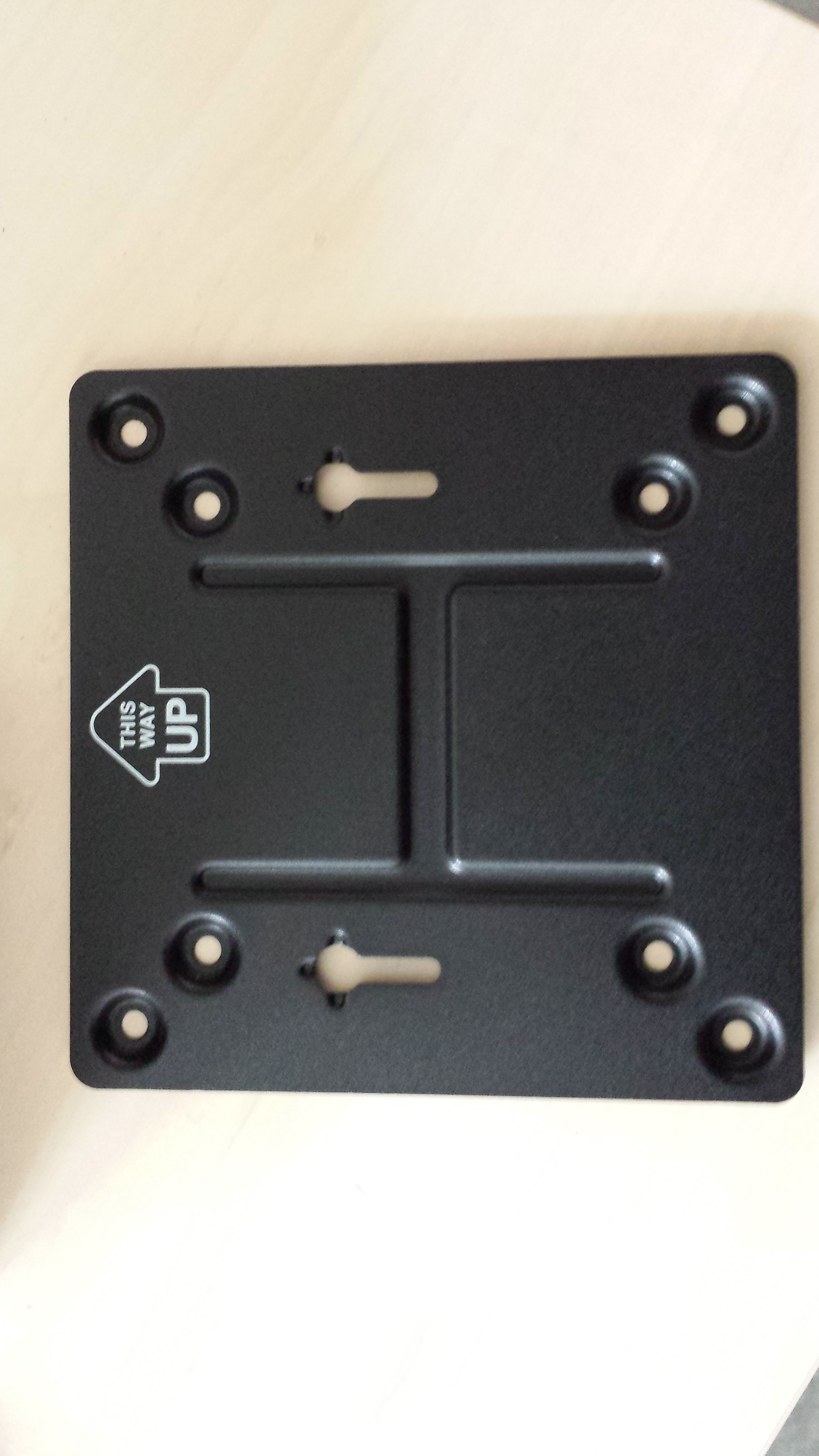 Steam Machine TV-mount